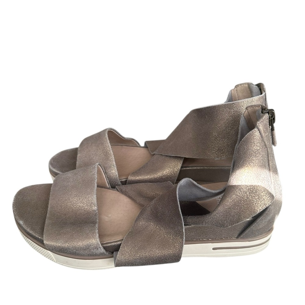 Eileen fisher  Women's Sandals in Metallic Gray‎ 8 NWOT